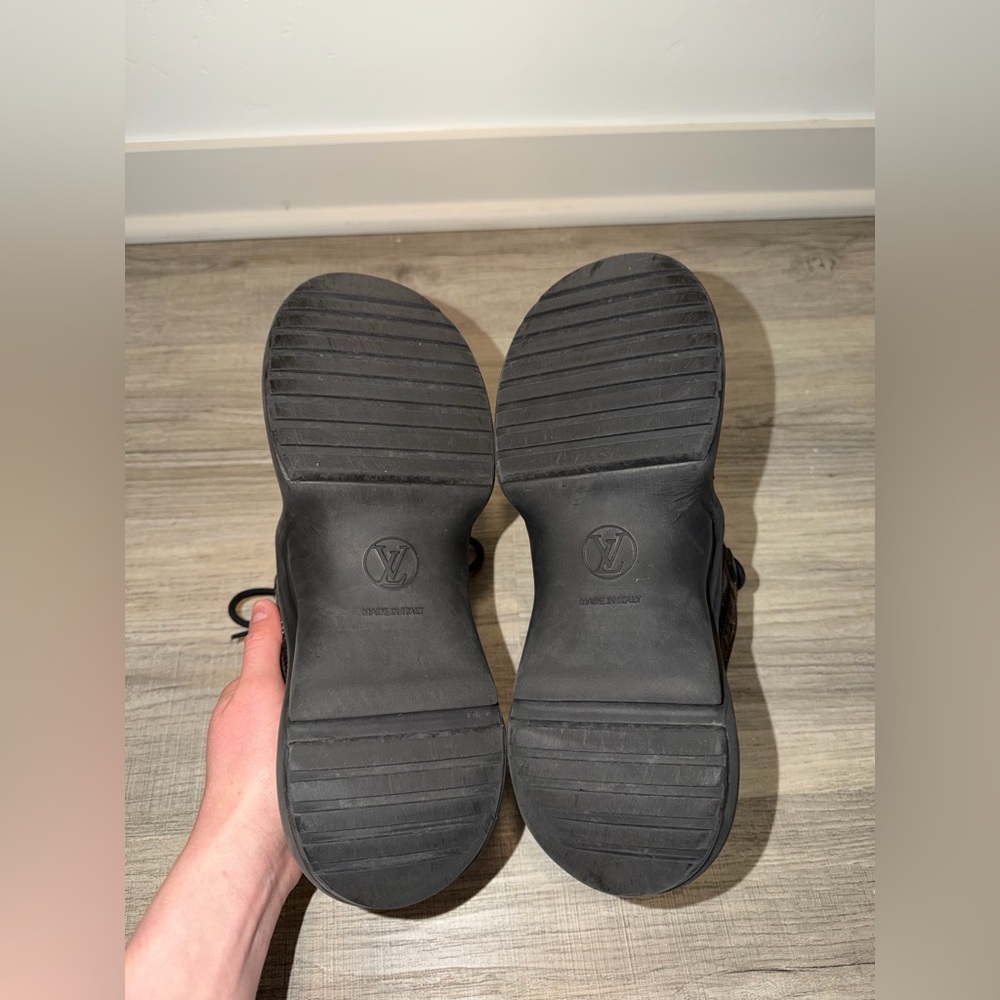 Louis Vuitton, black and brown archlight sneaker - Picture 9 of 12